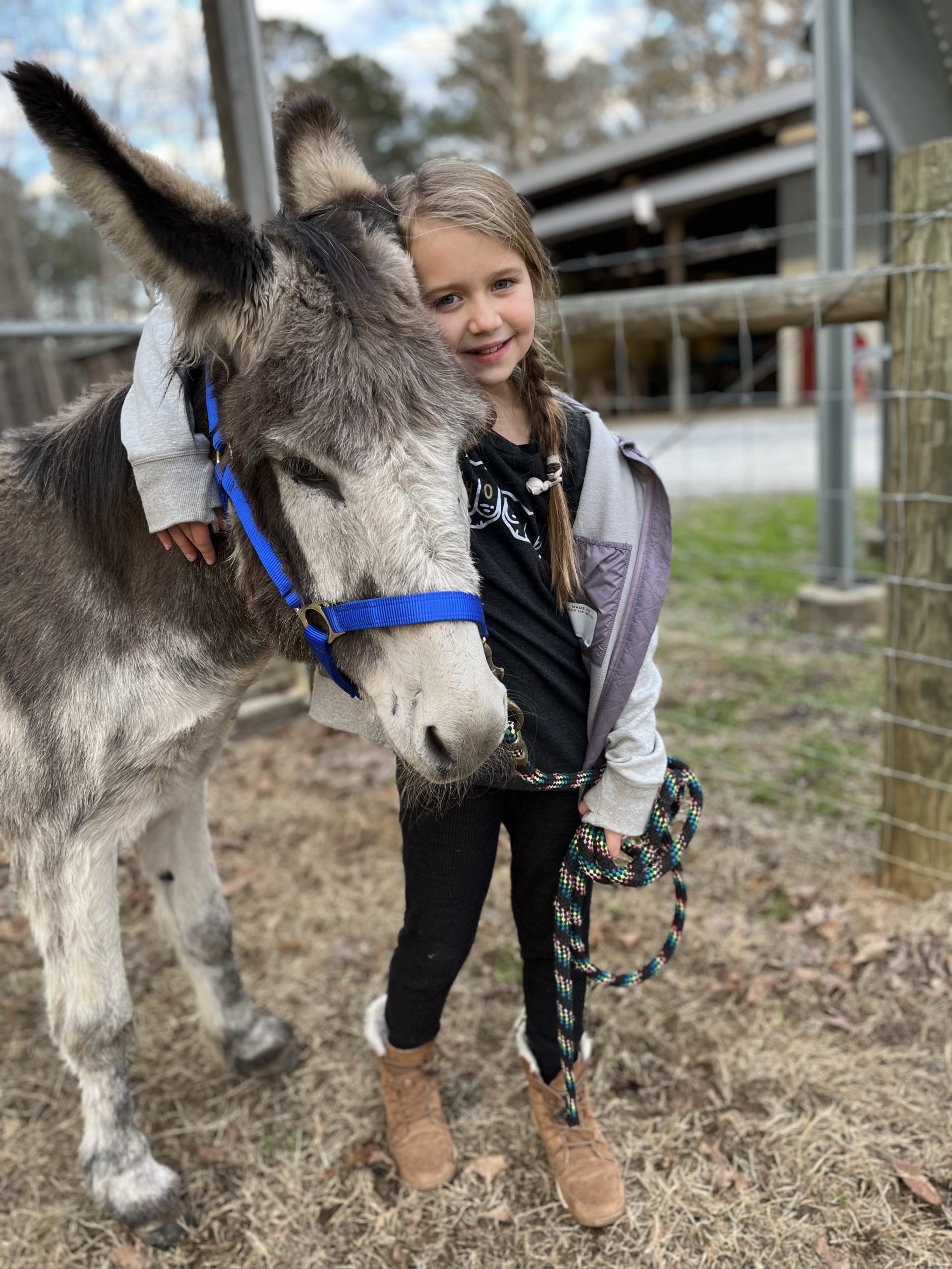 KIDS MAKE THE BEST NEIGHBORS Peachtree City UMC